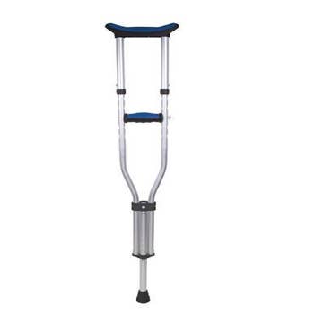 Carex® Folding Underarm Crutches, 4'11" – 6'4" (Case)